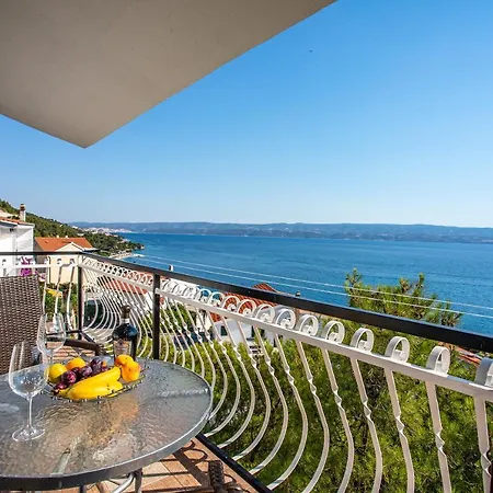 Adisa Apartman