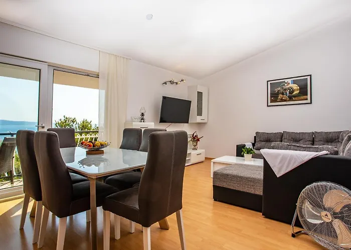 Adisa Apartman Omiš