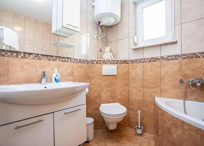 Apartman Adisa Omiš